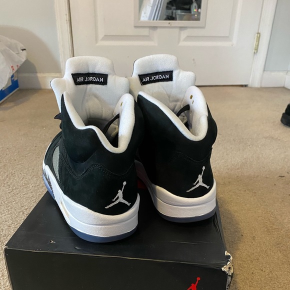 Jordan Retro 5 Oreos men’s size 8 - Picture 4 of 7
